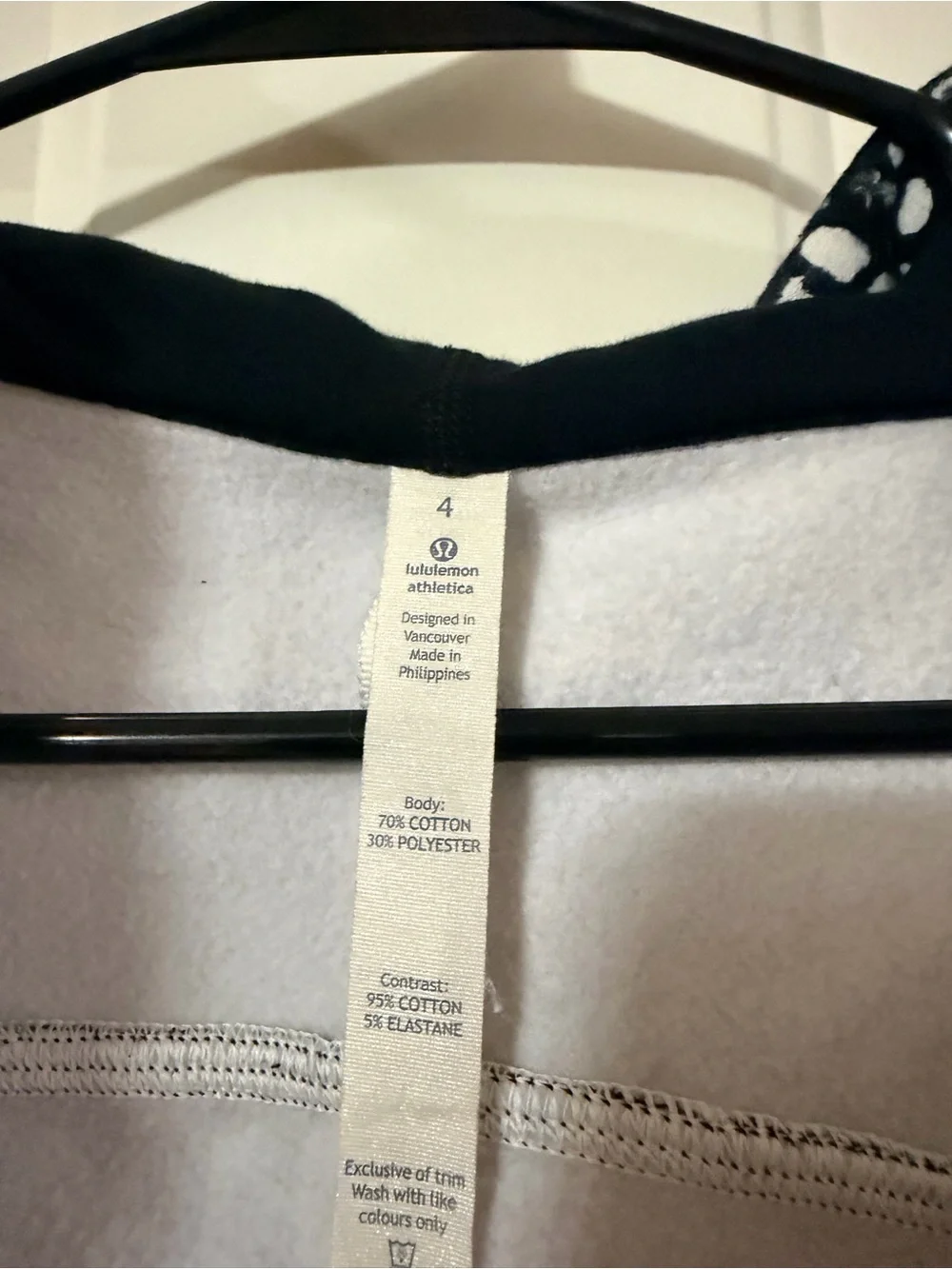 Lululemon Black & White Patterned Scuba Zip-Up Hoodie With Thumbholes